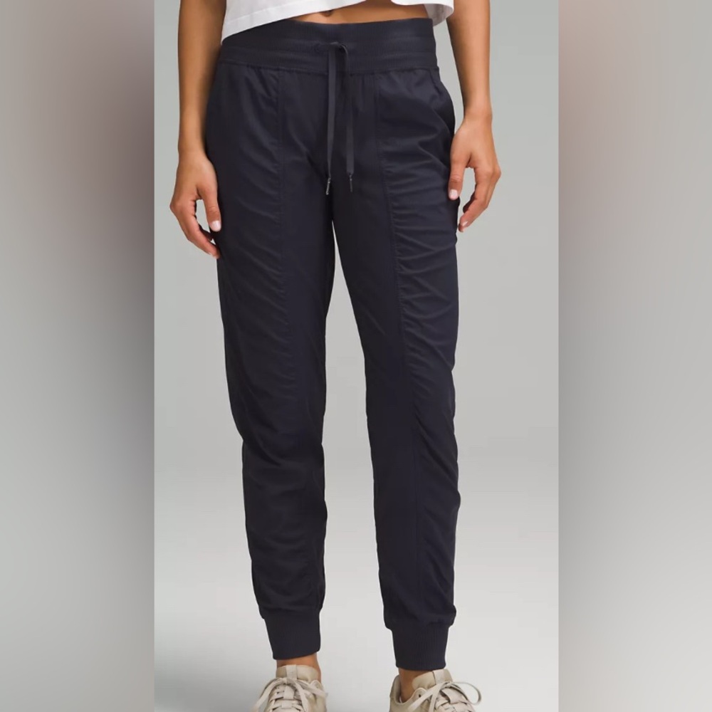 Lululemon dance studio joggers